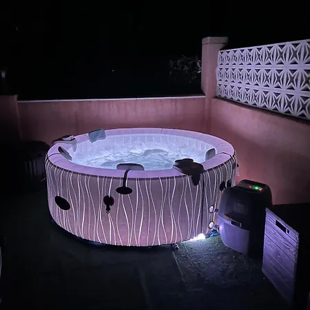 -villa Vigneronne Moderne Piscine Et Jaccuzi